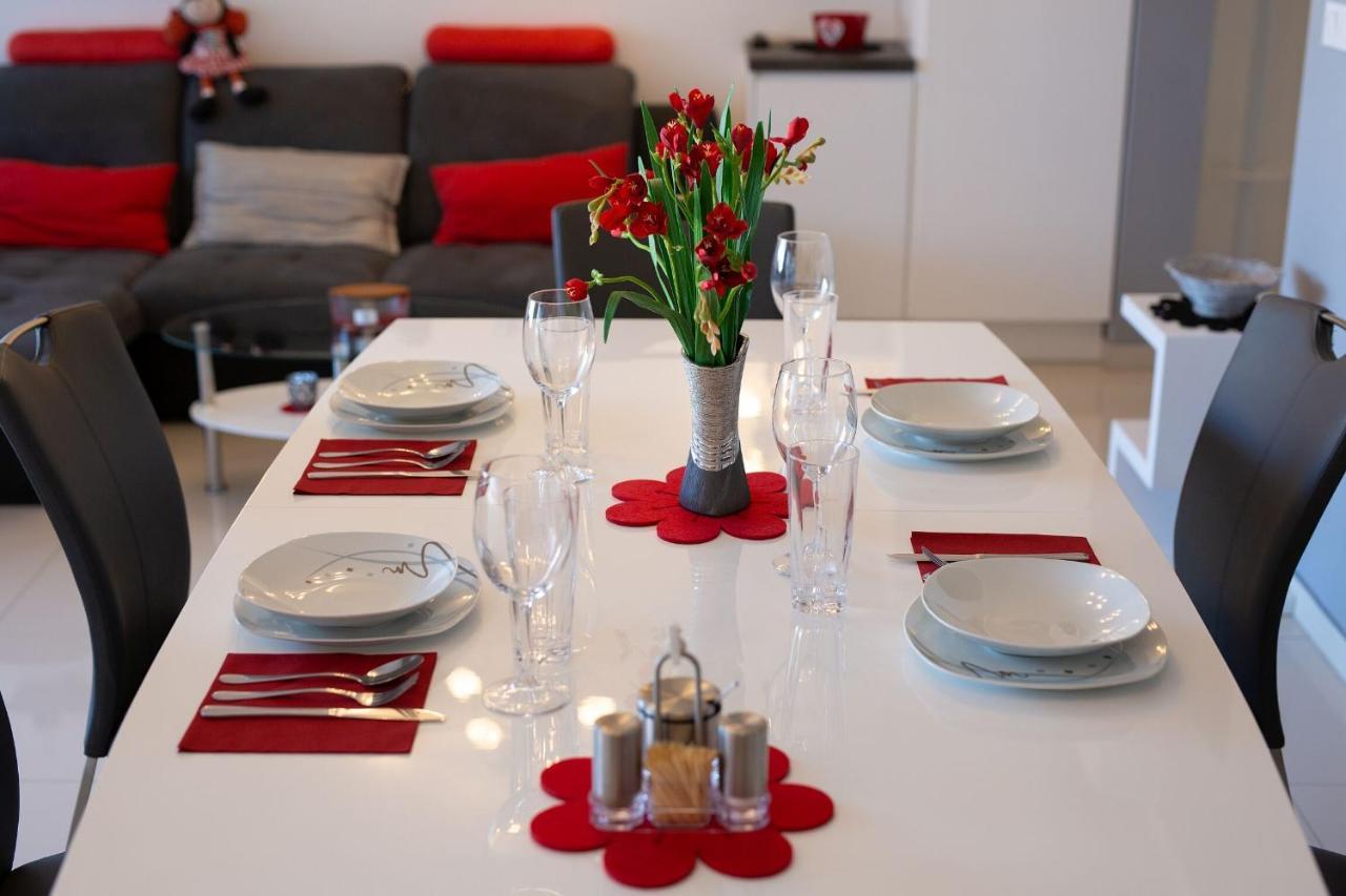 מאלינסקה Apartment Crystal Aura מראה חיצוני תמונה
