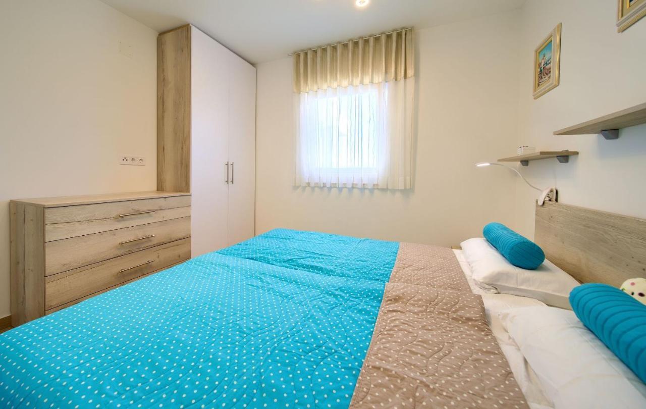 מאלינסקה Apartment Crystal Aura מראה חיצוני תמונה